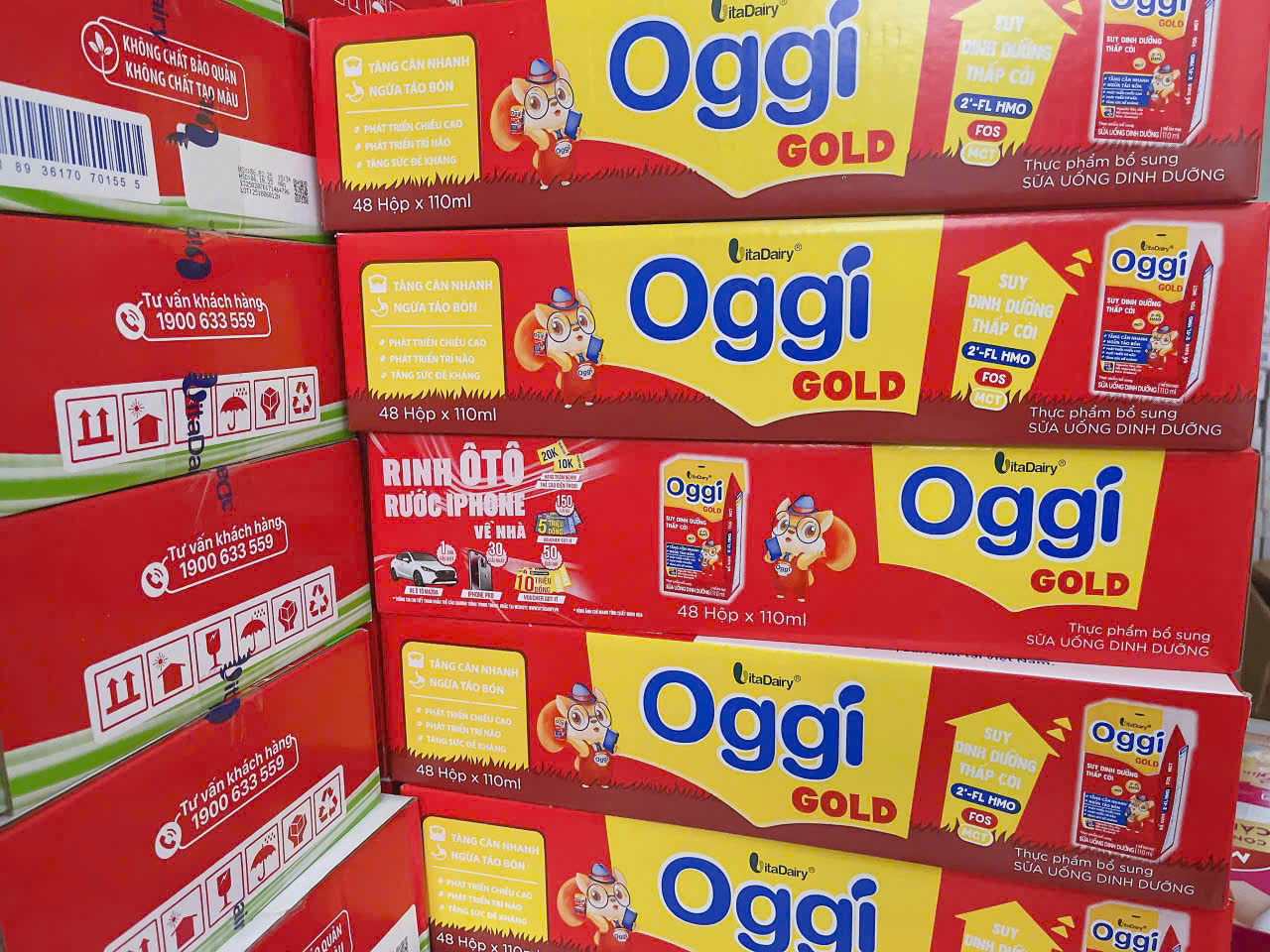 Thùng 48 hộp Sữa Bột Pha Sẵn OGGI Gold 110ml có thẻ cào (Từ 1 tuổi trở lên)